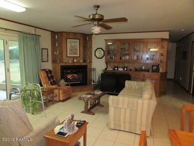 110 Crestline Den with Fireplace