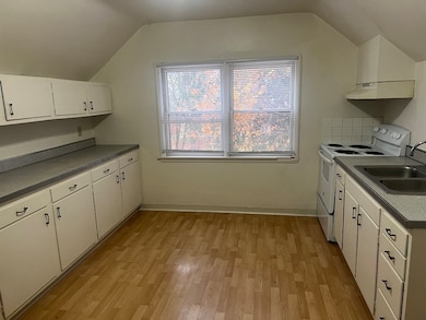 unlisted-address, Genoa, IL 60135 - photo 2