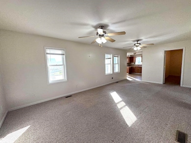 210 S Maple St, Creston, IA 50801 - photo 7
