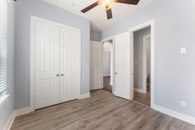 1512 Hatcher Spring Ln, Houston, TX 77008 - photo 7