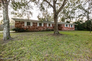 2322 Brest Rd, Jacksonville, FL 32216 - photo 4