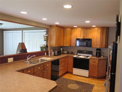 1533 Westbrook St, Portland, ME 04102 - photo 6