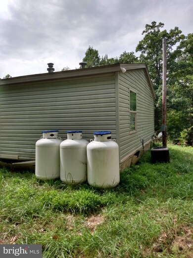 1705 Hoffmaster Rd, Knoxville, MD 21758 - photo 5