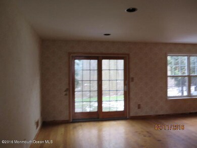 428 Indigo Ct, Morganville, NJ 07751 - photo 5