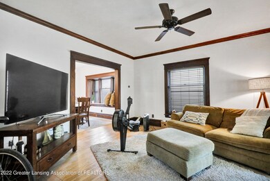 208 W Barnes Ave, Lansing, MI 48910 - photo 4