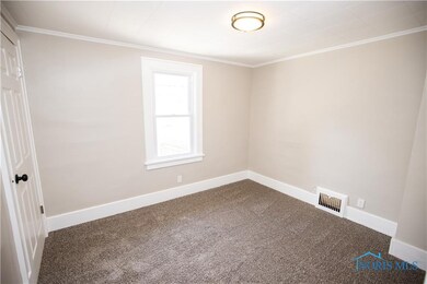 2032 Loxley Rd, Toledo, OH 43613 - photo 6