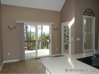 2 Whirlaway Ct, Hendersonville, NC 28792 - photo 5