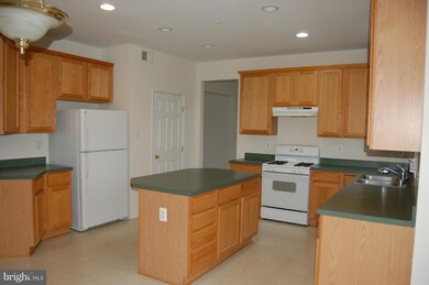 13218 Hampton Farm Ln, Brandywine, MD 20613 - photo 7