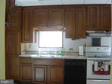 4500 Todd Point Ln, Sparrows Point, MD 21219 - photo 6