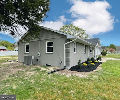 1035 Swenlin Dr, Vineland, NJ 08360 - photo 5