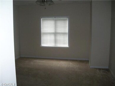 Master Bedroom - Nice sized Master!