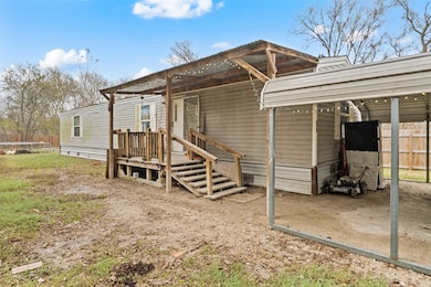 312 N Douglas St, Mart, TX 76664 - photo 2