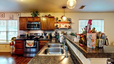 Reina-05202025_125507