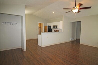 Wood laminate flooring