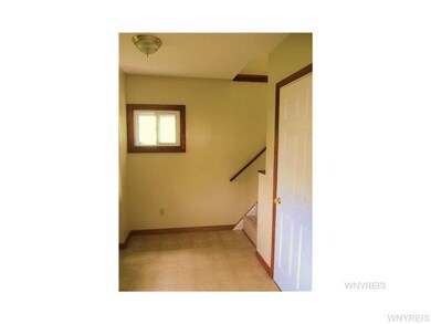 Foyer. Spacious Foyer w/newer window, coat closet 