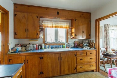 133 W Main St, West Brookfield, MA 01585 - photo 3