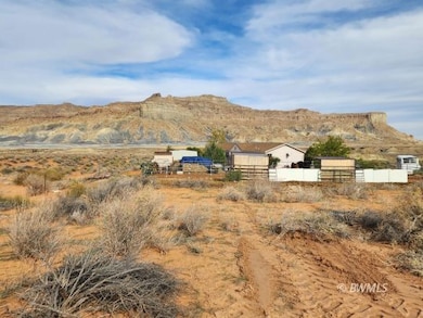 715 E Liberty Bell Ct, Kanab, UT 84741 - photo 2