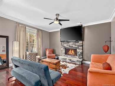 16 Magnolia Hill Ct, Asheville, NC 28806 - photo 6