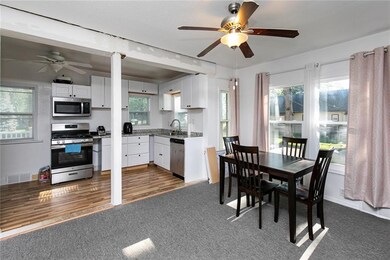 518 E 28th St, Des Moines, IA 50317 - photo 3