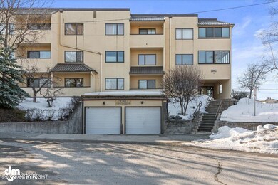 02-Exterior Front_MAX4454