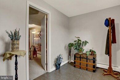 5070 Franklin St, Harrisburg, PA 17111 - photo 4