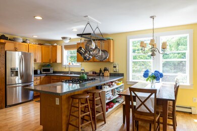 39 Mud Puddle Rd, Vineyard Haven, MA 02568 - photo 5