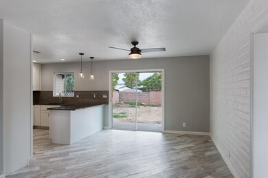 Living / kitchen