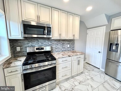 2149 Graythorn Rd, Middle River, MD 21220 - photo 7