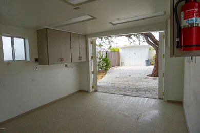 327 McKinley_shop interior