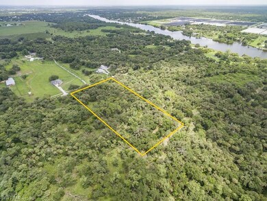 17861 Cypress Creek Rd, Alva, FL 33920 - photo 2