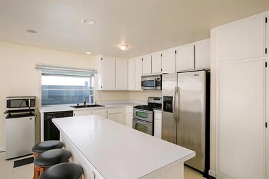 1602 Traske Rd, Encinitas, CA 92024 - photo 6