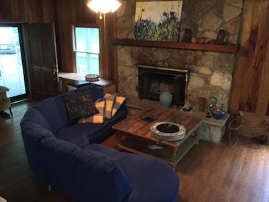 4901 Boyer1