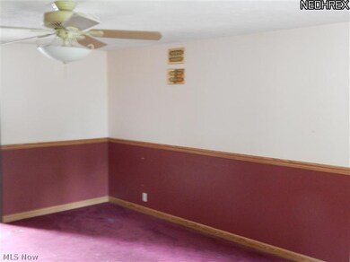 4915 Southwood Dr, Sheffield Lake, OH 44054 - photo 4