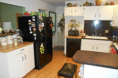 771 N Timberline Cir W, Warsaw, IN 46582 - photo 3