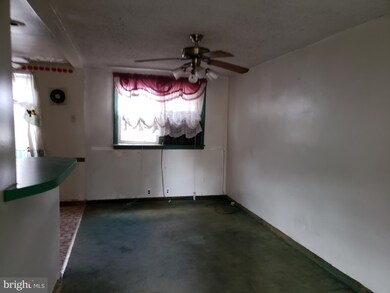 205 Golf Rd, Darby, PA 19023 - photo 6