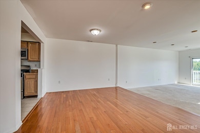 3004 Jesse Way, Piscataway, NJ 08854 - photo 7