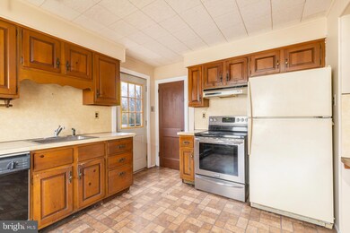 2970 E Walnut St, Colmar, PA 18915 - photo 7