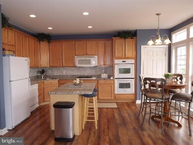 75 N Savanna Dr, Pottstown, PA 19465 - photo 2