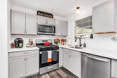 30564 Corby Dr, Denham Springs, LA 70726 - photo 7