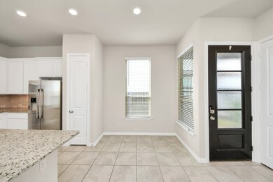 1734 Ryon Falls Dr, Richmond, TX 77469 - photo 2