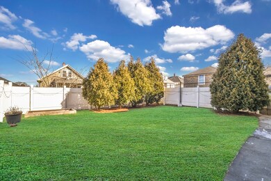 32 Cedrus Ave unit 1, Roslindale, MA 02131 - photo 3