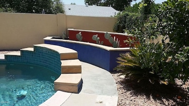 pool 1