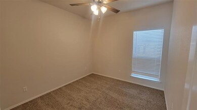 897 Chase Ave, Cleburne, TX 76031 - photo 3