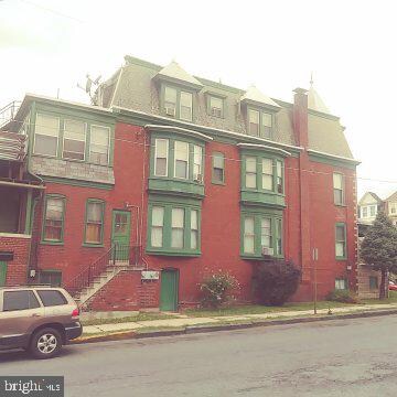 132 W Windsor St, Reading, PA 19601 - photo 4