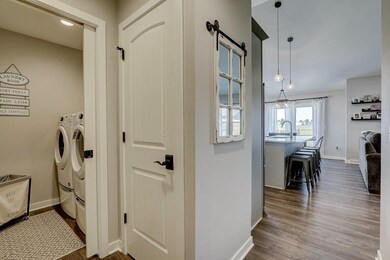 660 Westfield Ave, Evansville, WI 53536 - photo 4