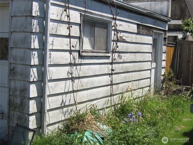 12203 45th Ave S, Tukwila, WA 98178 - photo 6