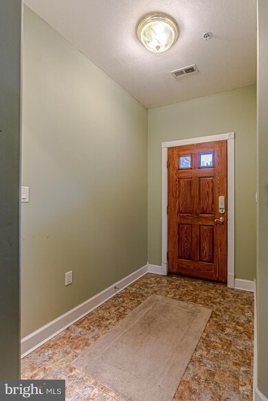 12921 Little Hayden Cir, Hagerstown, MD 21742 - photo 4