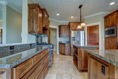 2341 SW 43rd St, Redmond, OR 97756 - photo 5