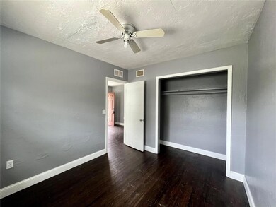 808 Palm Bluff St unit A, Clearwater, FL 33755 - photo 4