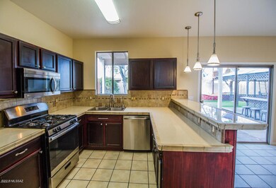 10205 E Prospect Vista Way, Tucson, AZ 85747 - photo 7
